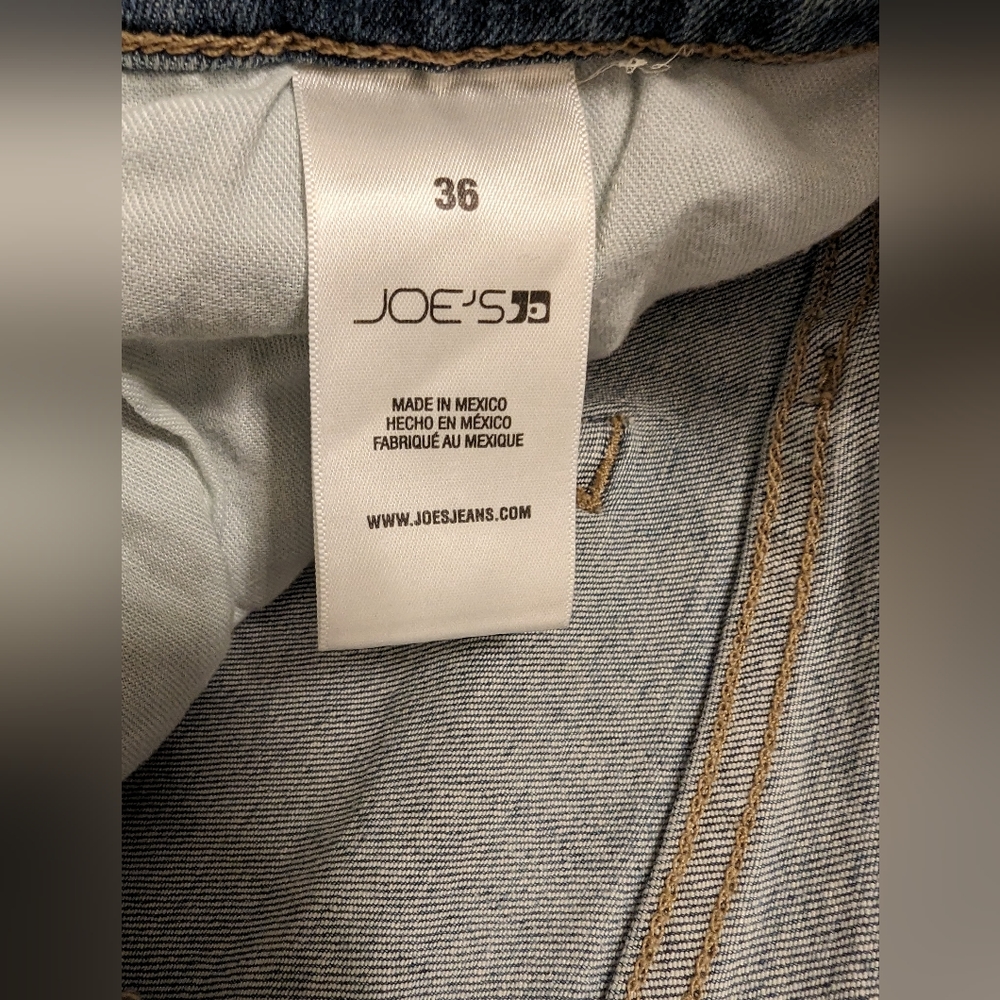 Jeans - Picture 2 of 4